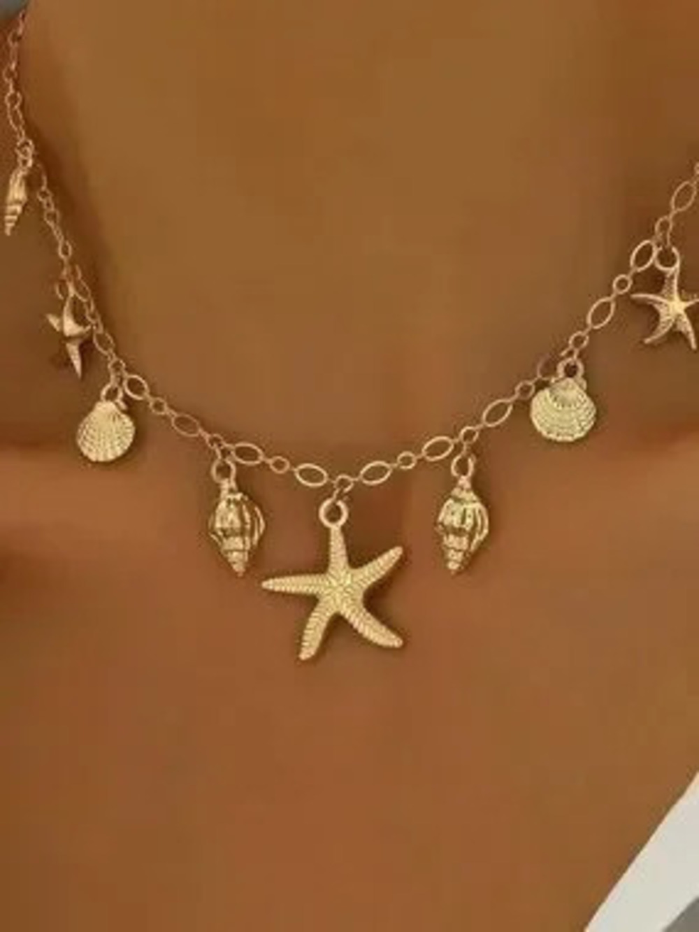 Anthropologie Gold Starfish & Seashell Charm Necklace